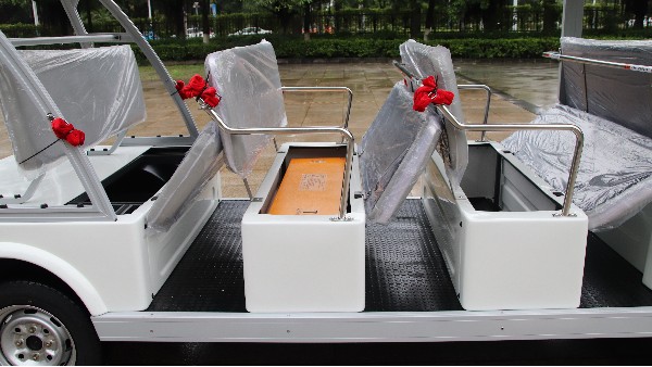 用鋰電池的觀(guān)光車(chē)的價(jià)格為什么高那么多？