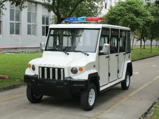 八座封閉巡邏車(chē)