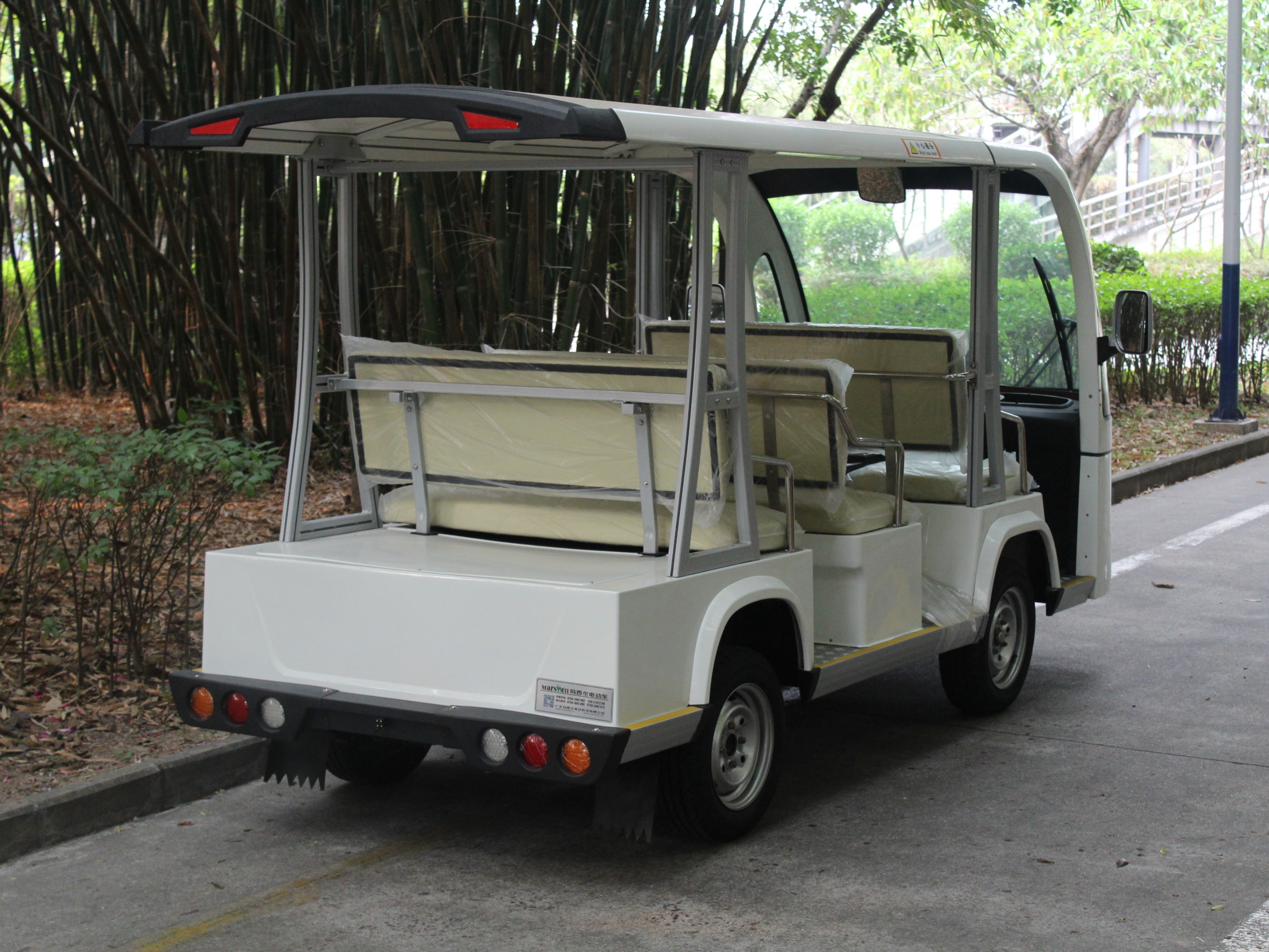 八座電動(dòng)觀光車