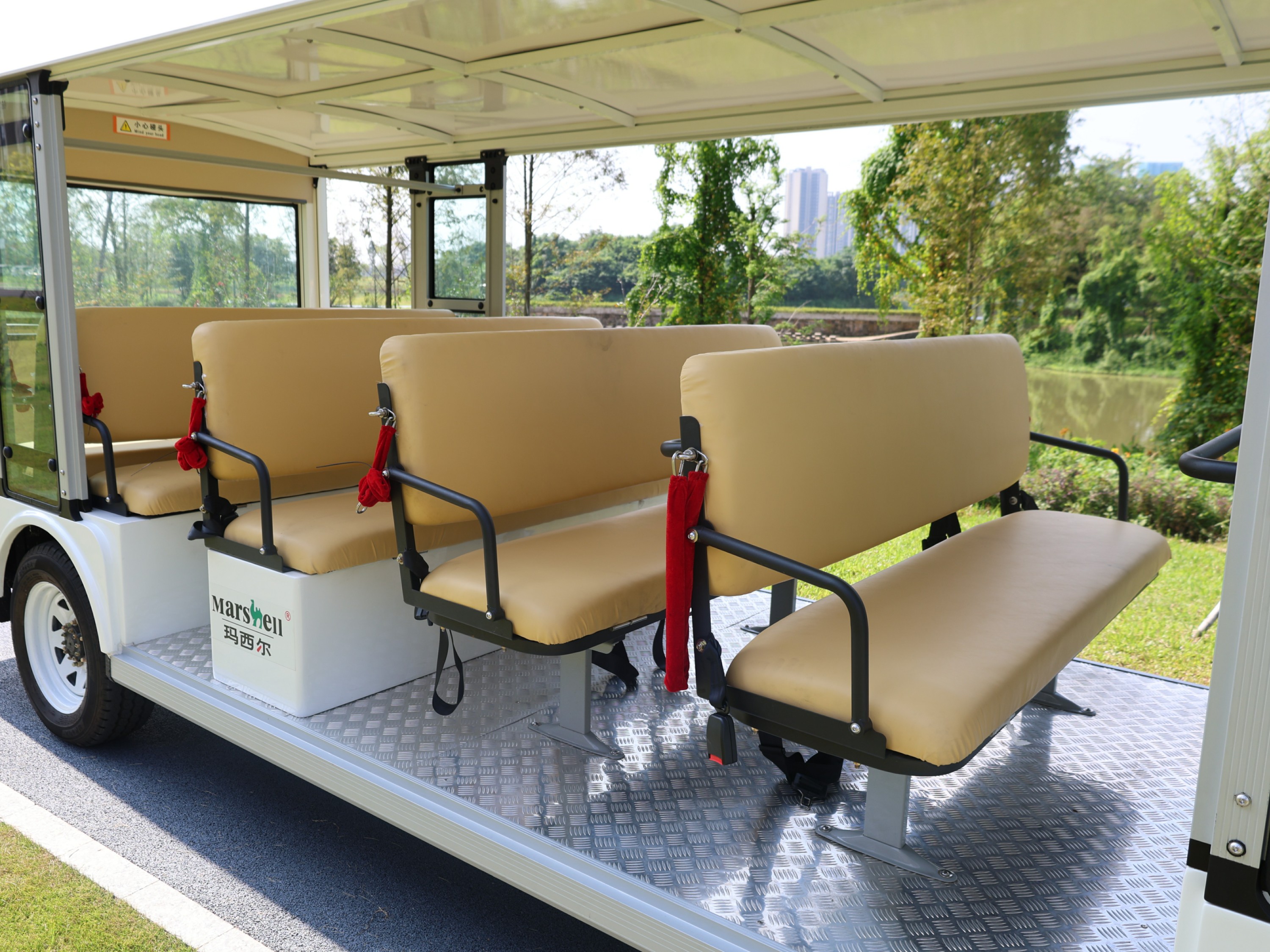 二十三座電動觀光車