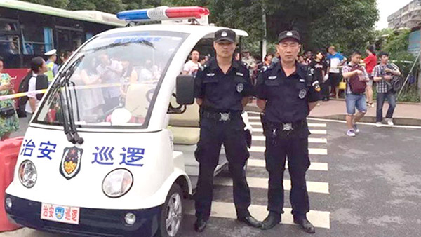瑪西爾新型電動(dòng)巡邏車上崗街頭