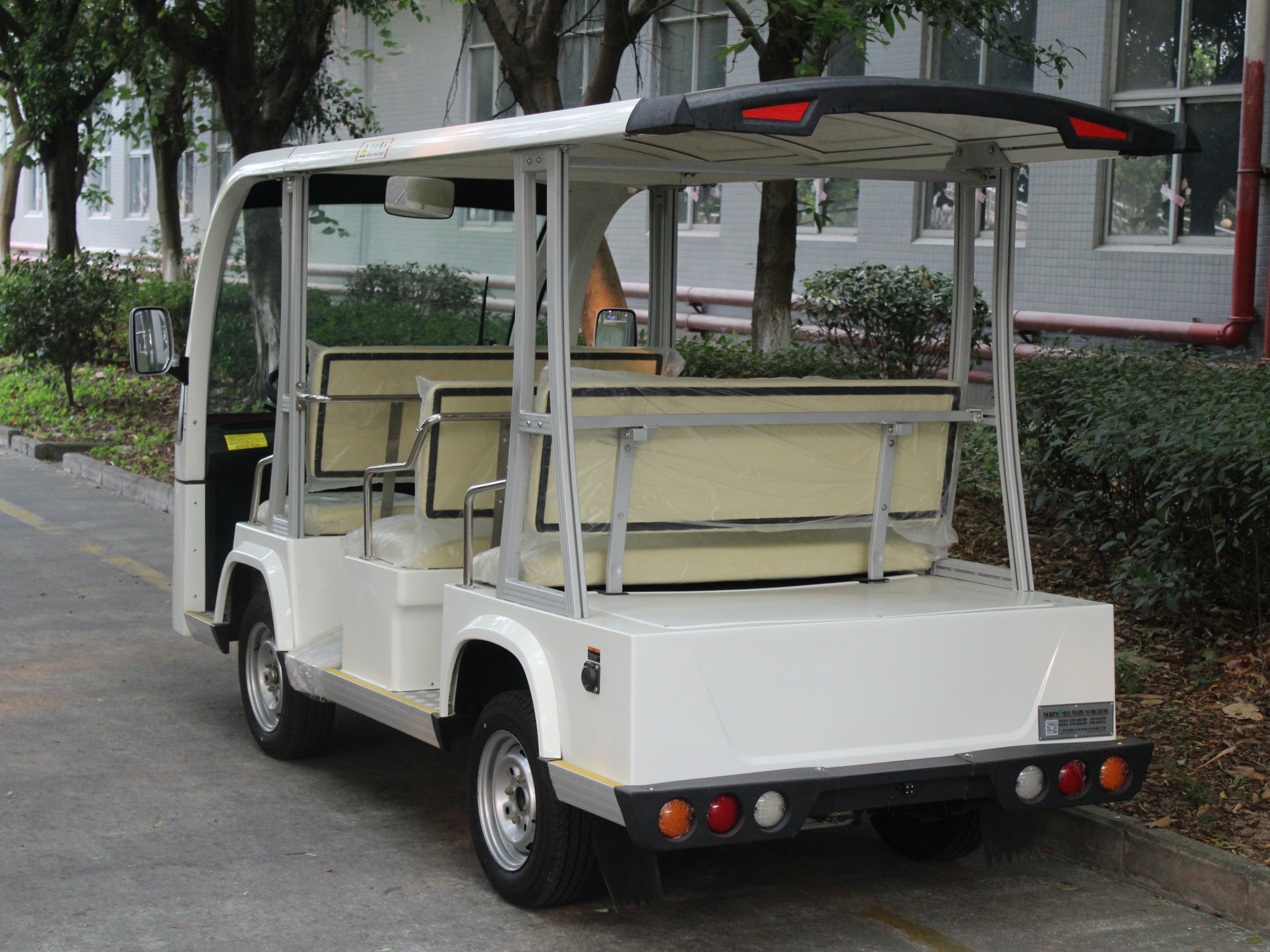 瑪西爾8座觀光車